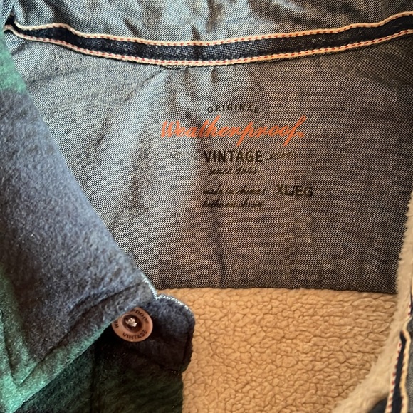 Mens XL Shacket. Excellent condition- sherpa lined green/blue /black plaid. - Picture 2 of 5